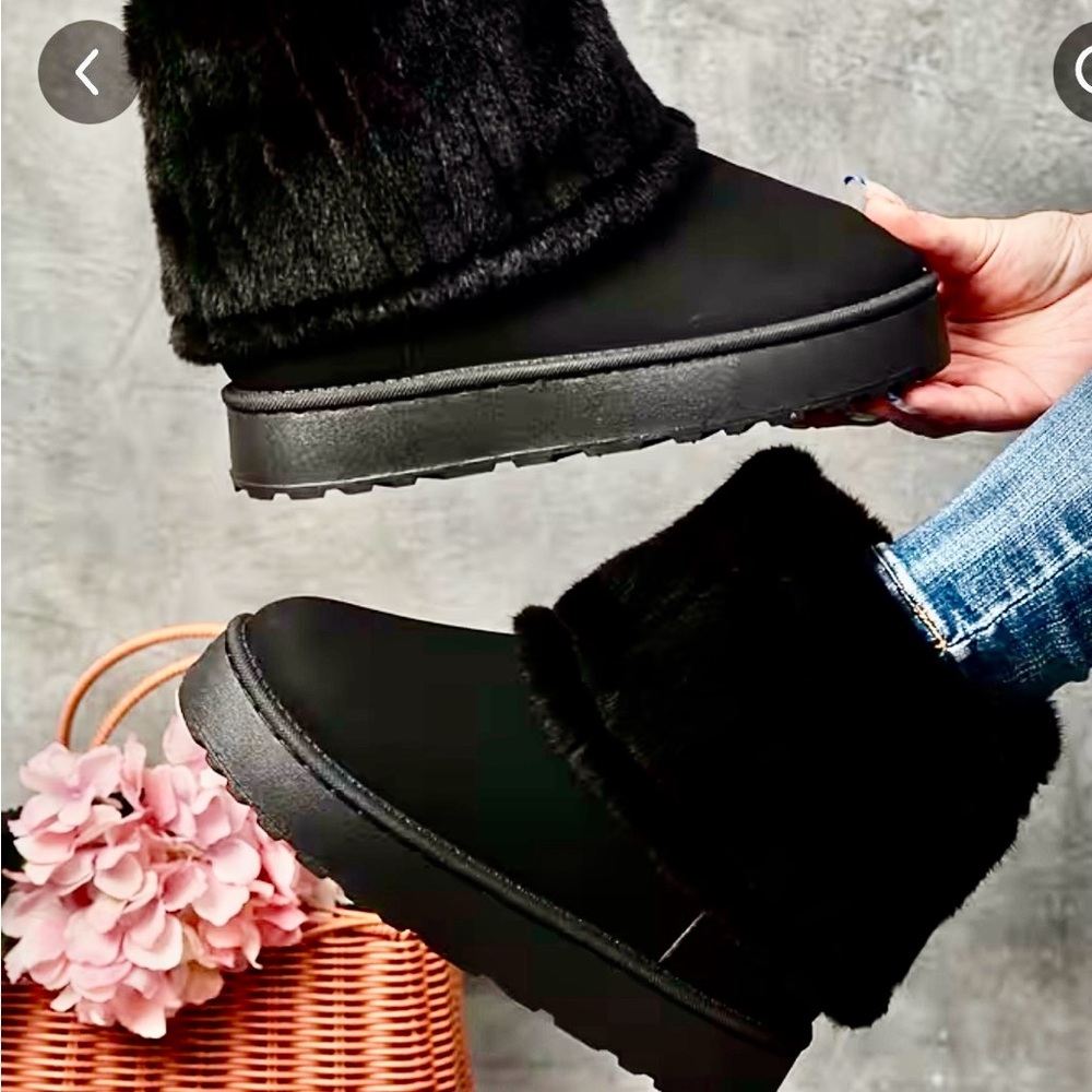 Black Faux Fur Winter Boots I put the other color in to help you see how made.aa - Picture 3 of 4
